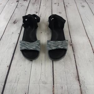 Danskin NOW Memory Foam Flat Ankle Strap Sandal Size 7